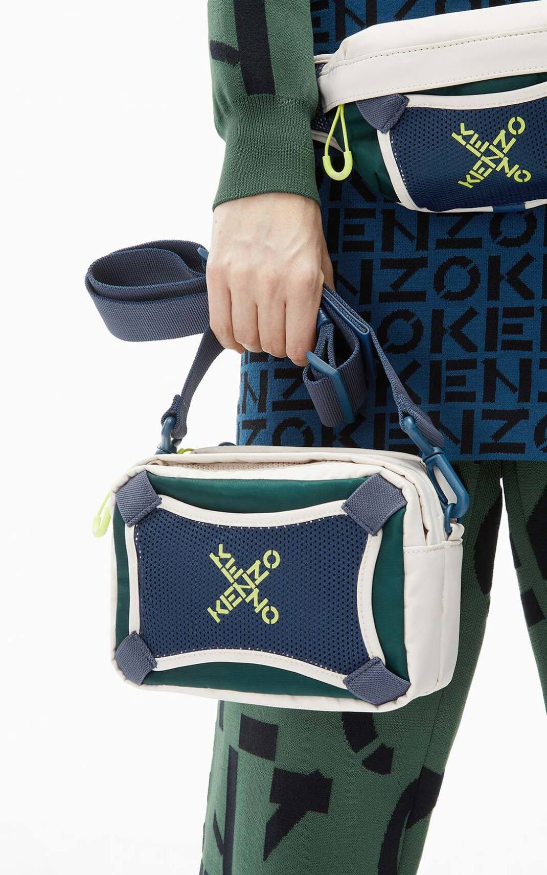 Kenzo Sport with ストラップ ショルダーバッグ レディース グレー - ASJGZC879